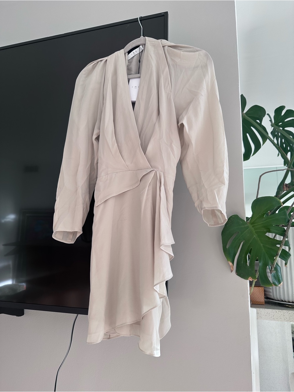 NEW! 2025 IRO Cream SILK Wrap Ruffle Mini Dress sz FR 34 / US 2-4  MAJE SANDRO